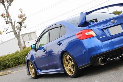 当時リスペクト！WRX STI にゴールドのホイールを探す。 | 鈴鹿店